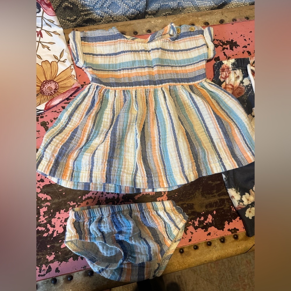 LOT of 4 little girl Boutique Pieces Sz 3 months - Picture 7 of 11